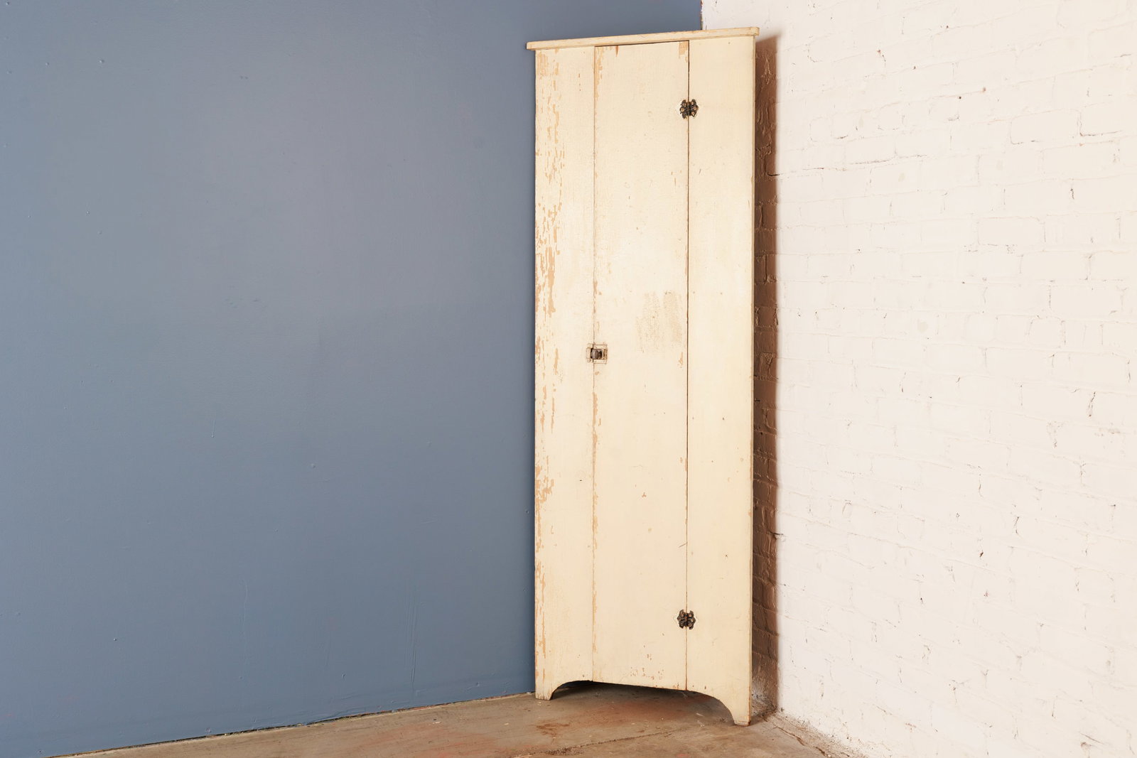 Rustic, Corner Cabinet - 2