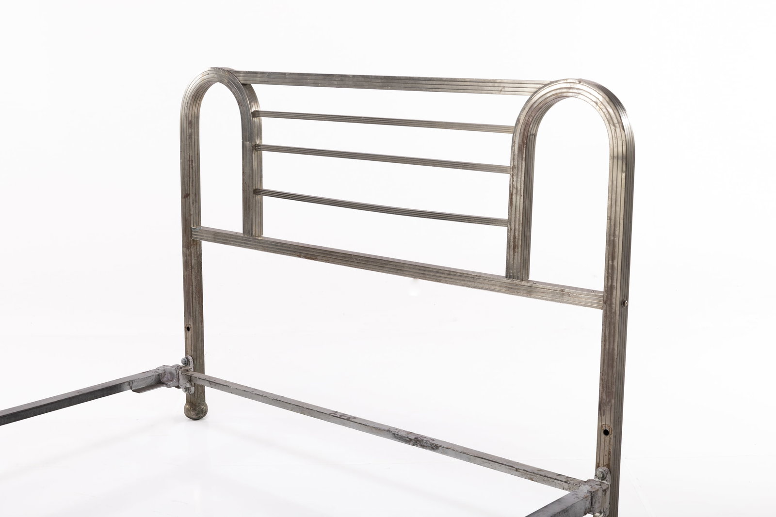 Machine Age, Bedframe - 6