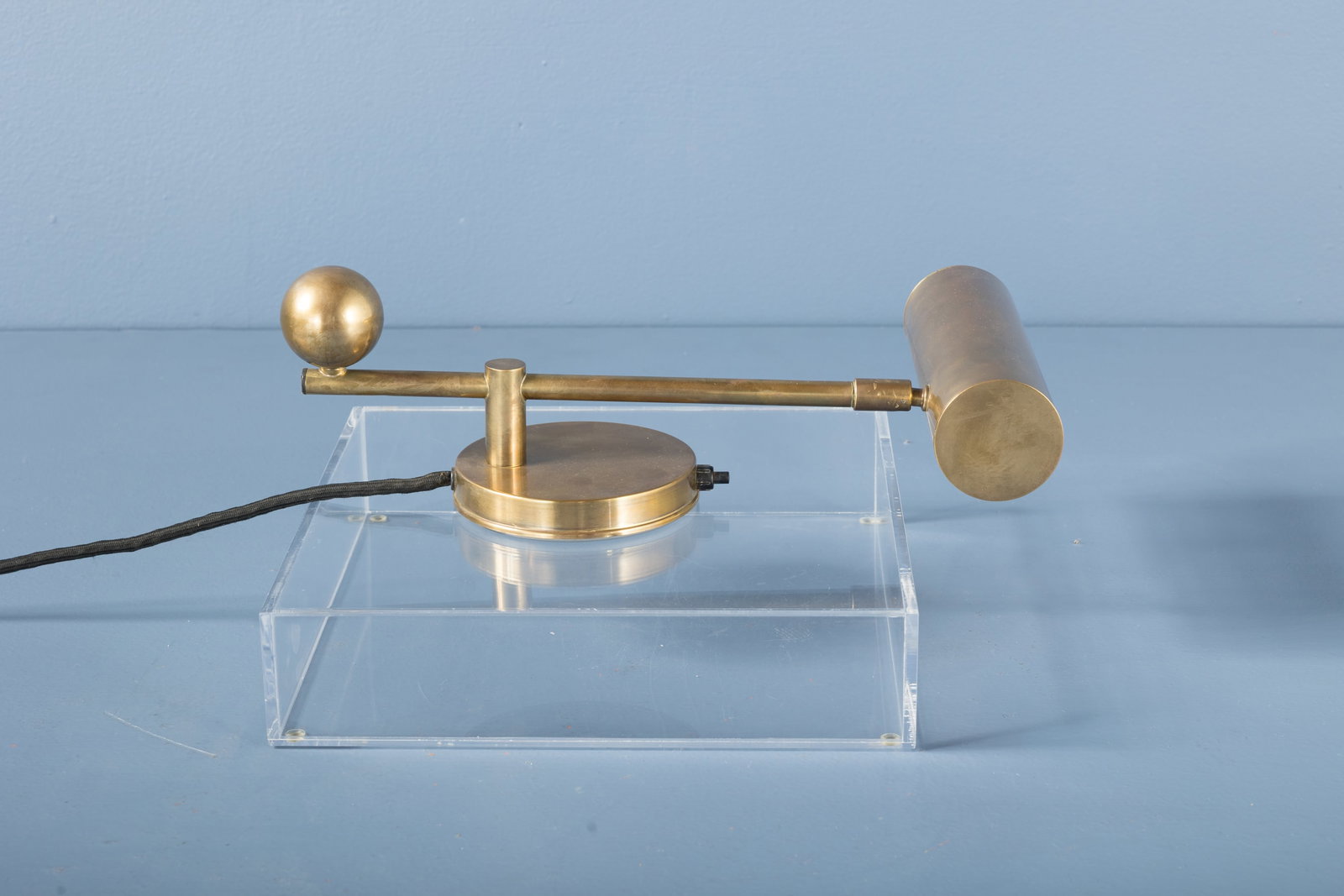 J. J. P. Oud, 'Giso' Piano Lamp: J. J. P. OUD 'Giso' piano lamp, model no. 404, 1927 / 1980s Brass. Manufactured by Tecnolumen, West Germany. 4.5" H x 8" W x 16" D