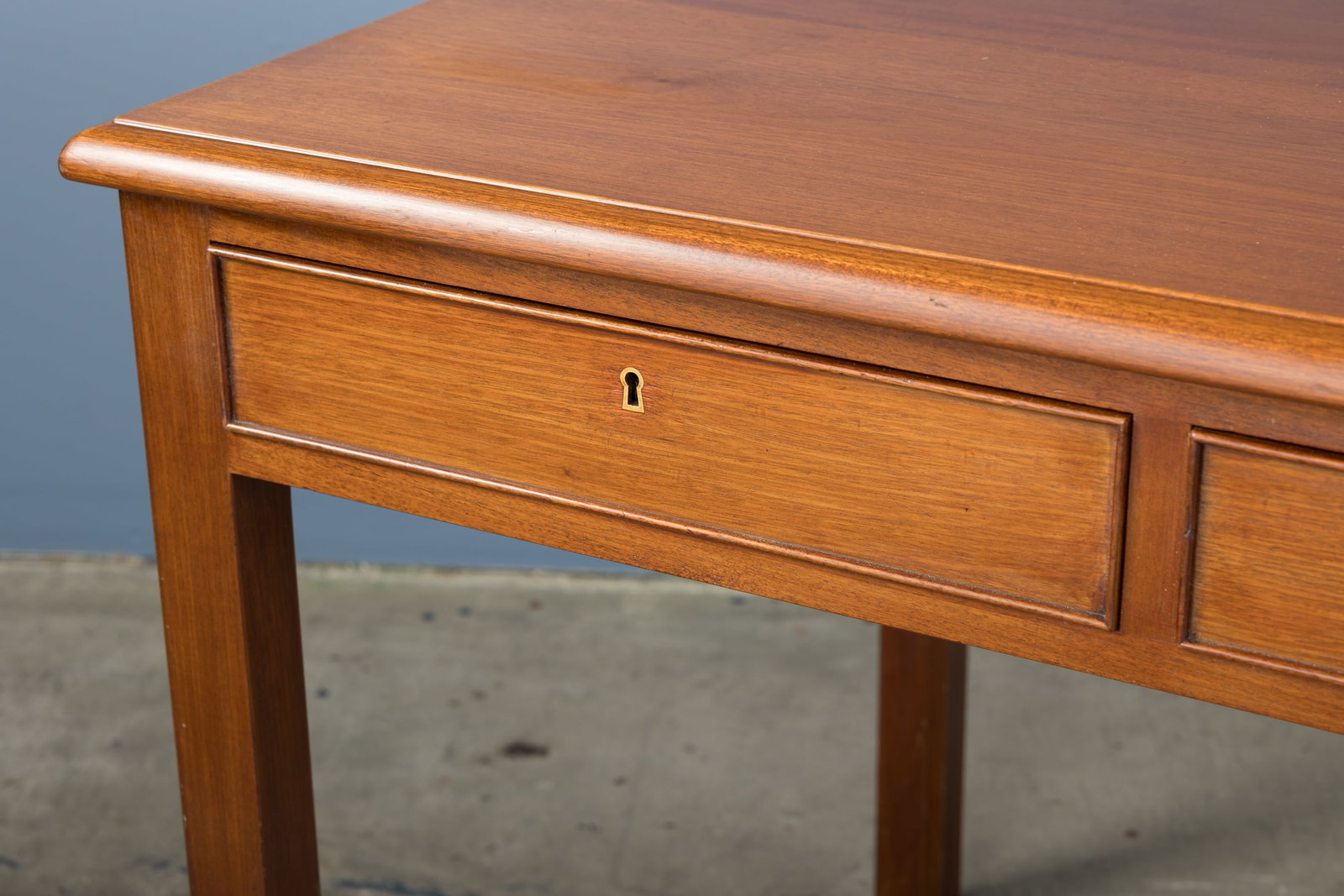 Danish, Desk - 4