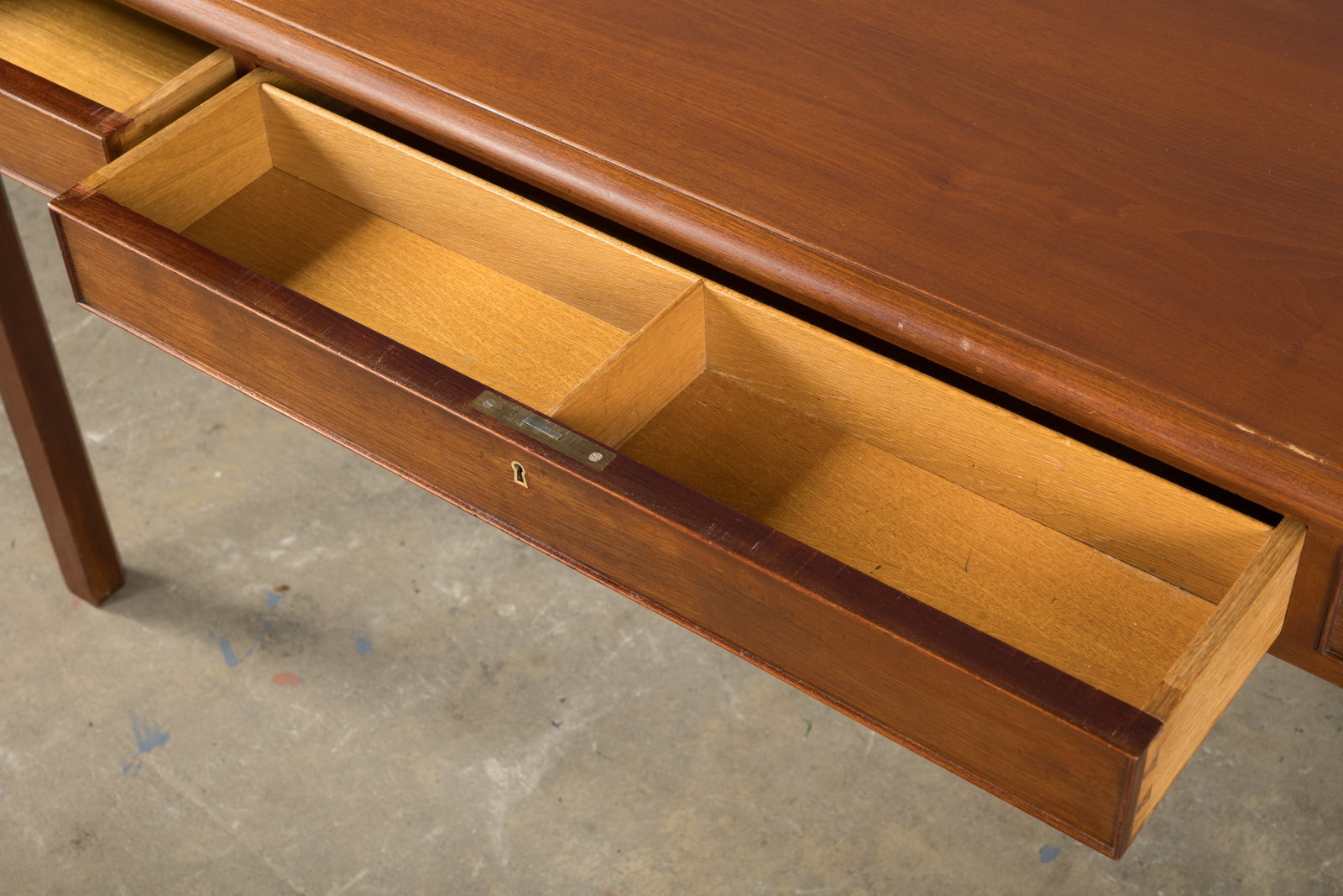 Danish, Desk - 8
