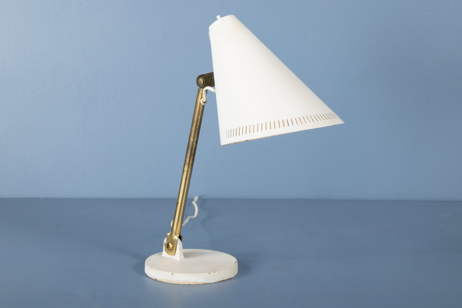 Paavo Tynell, Model 5305 Desk Lamp (1 of 9)