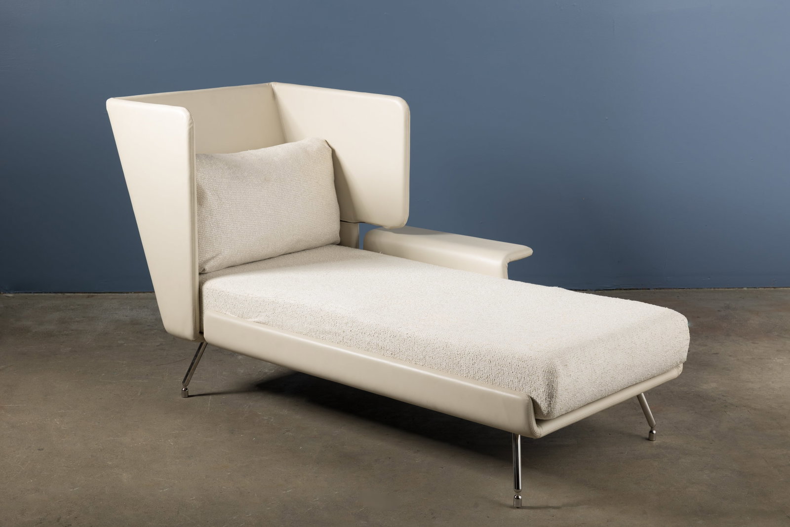 Pierre Beucler + Jean Christophe Poggioli, Chaise Lounge (1 of 7)