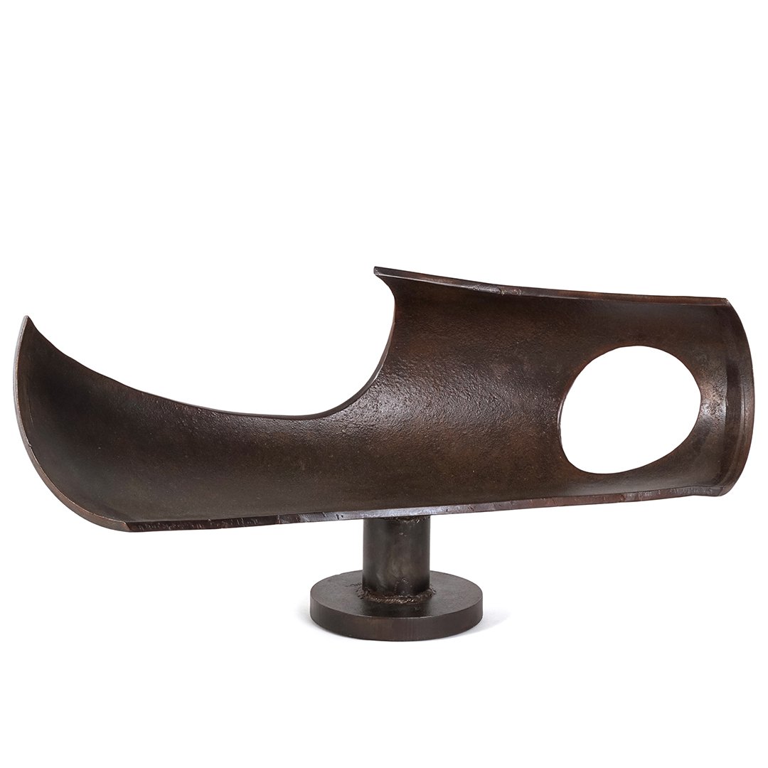 Abstract iron sculpture (1 of 3)