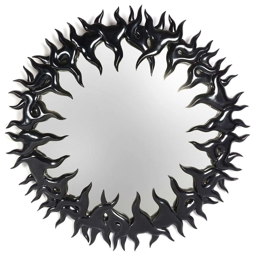 Large convex mirror in lacquered frame. (1 of 5)