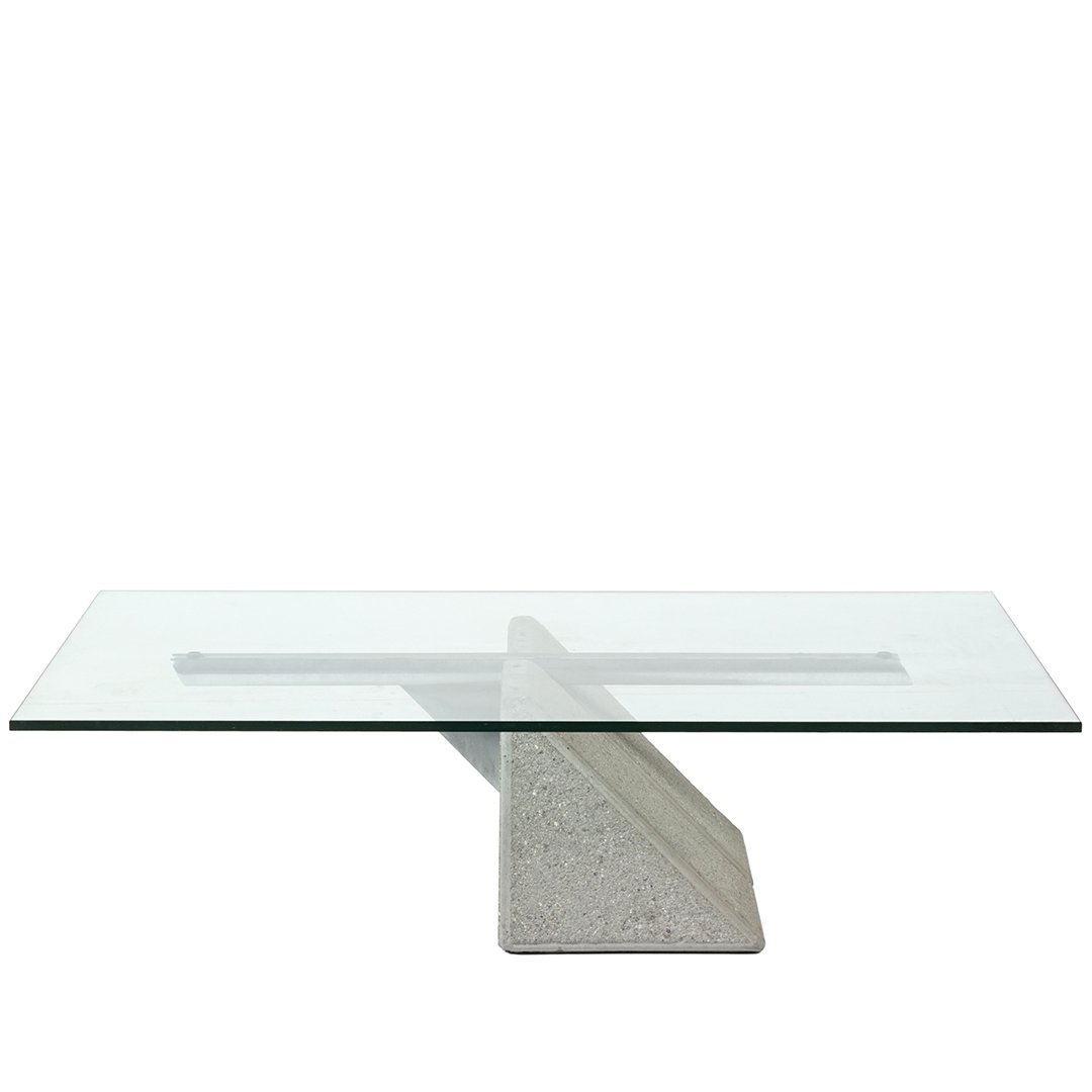 Giovanni Offredi concrete coffee table (1 of 1)