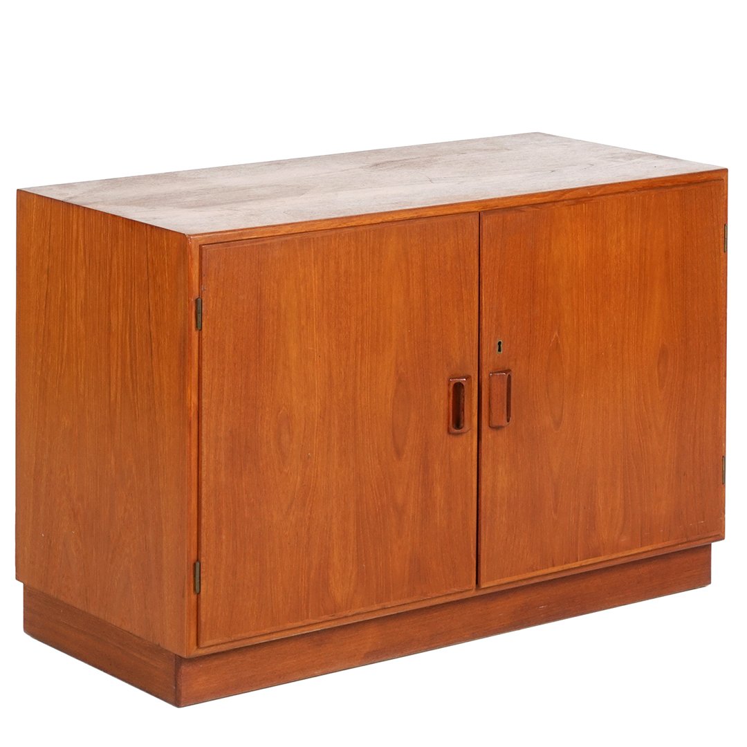 Borge Mogensen cabinet (1 of 4)