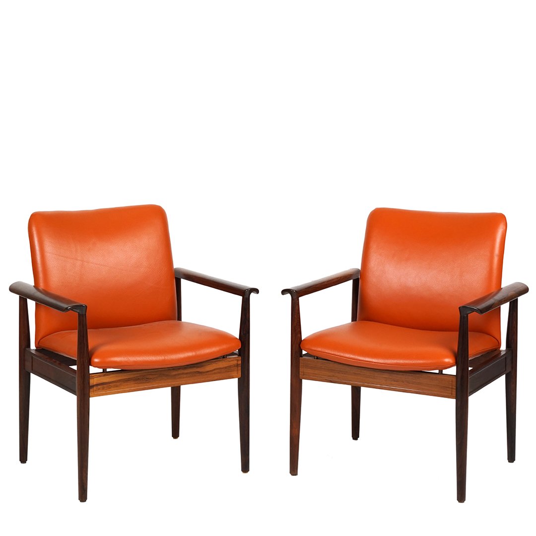 Finn Juhl Diplomat armchairs (2) (1 of 4)