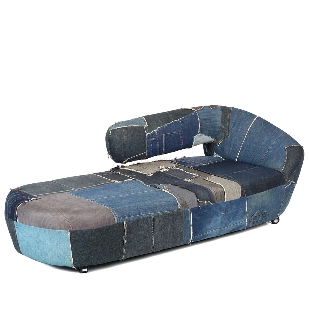 Cleopatra style chaise lounge (1 of 3)