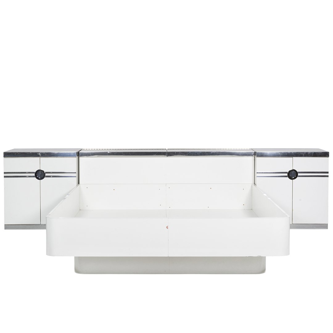 Pierre Cardin bedroom set (5) (1 of 6)