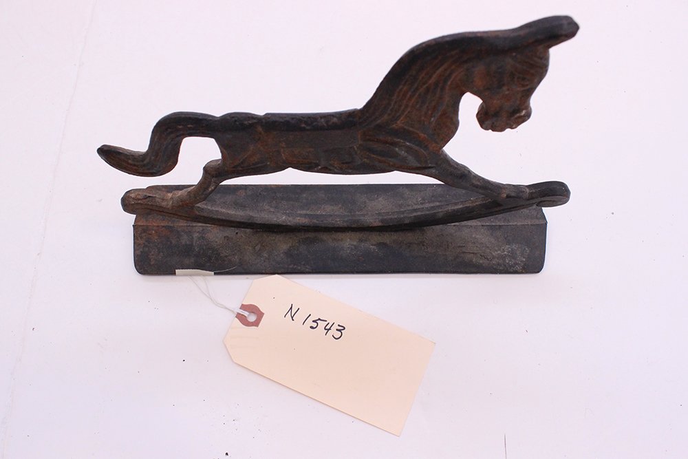 VIntage doorstop (1 of 1)