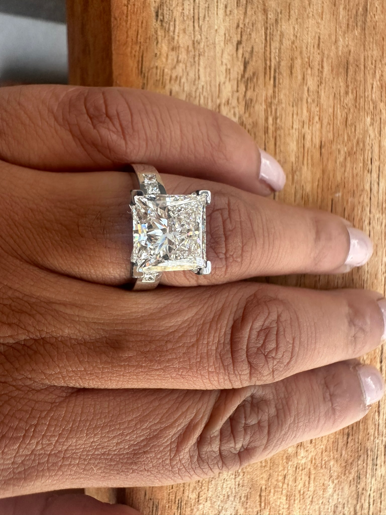 7 Carat Princess Cut Diamond Engagement Ring w/ Side Stones in 14k White Gold: 14k White Gold Princess Cut with Side Stones Diamond Engagemant Ring /Total Diamond Weight: 5 Carat Solid 14k White Gold & Conflict - Free Lab Grown Diamond/Diamond Quality : E in Color & VVS-VS in Cl