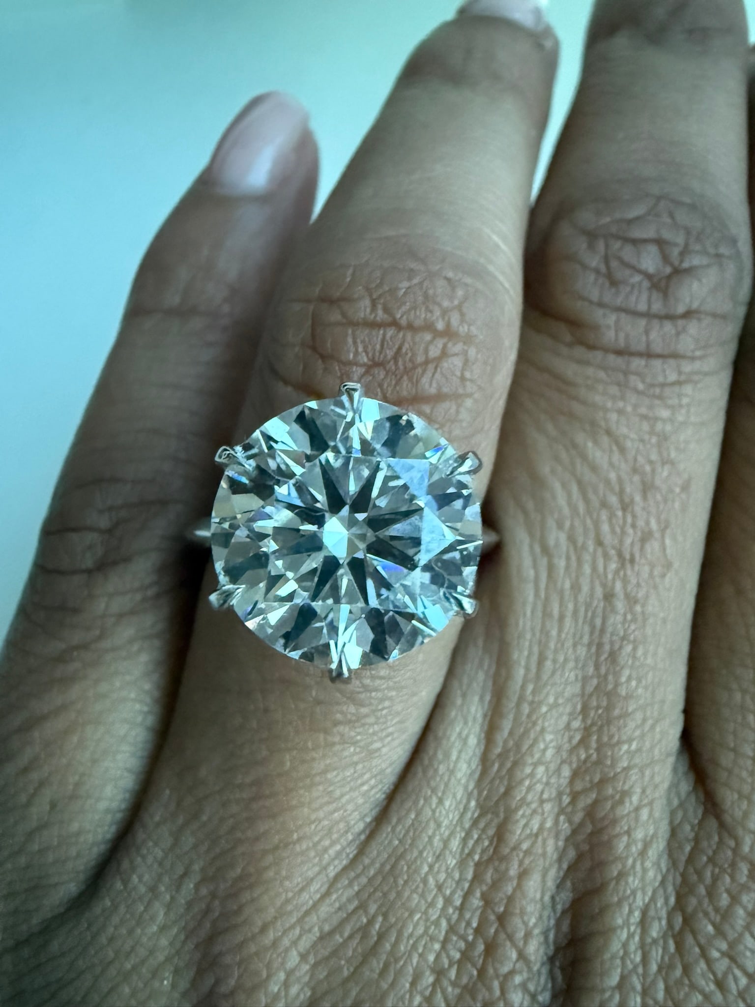 7 Carat Round Solitaire Diamond Engagement ring in 14k White Gold (1 of 20)