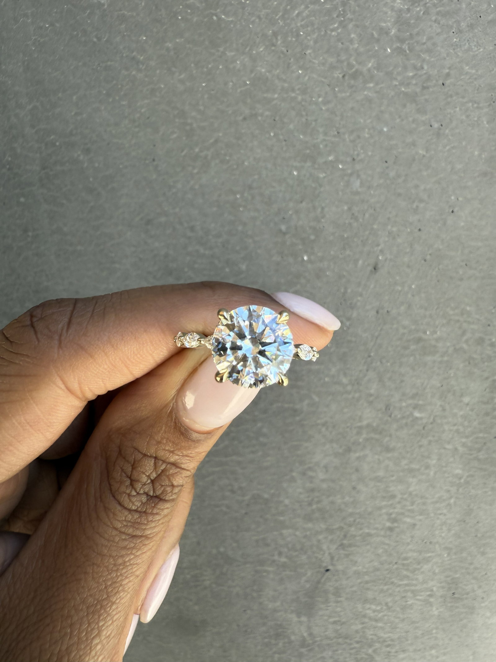 3 Carat Round with Marquee Side Stones, hidden halo Diamond Engagement Ring in 14k Yellow Gold: "14k Yellow Gold Round with Marquee Side Stone, hidden halo Diamond Engagemant Ring /Total Diamond Weight: 3 Carat / Center Stone : 3 Carat / Side Stone : 0.5 Carat Solid 14k Yellow Gold & Conflict -