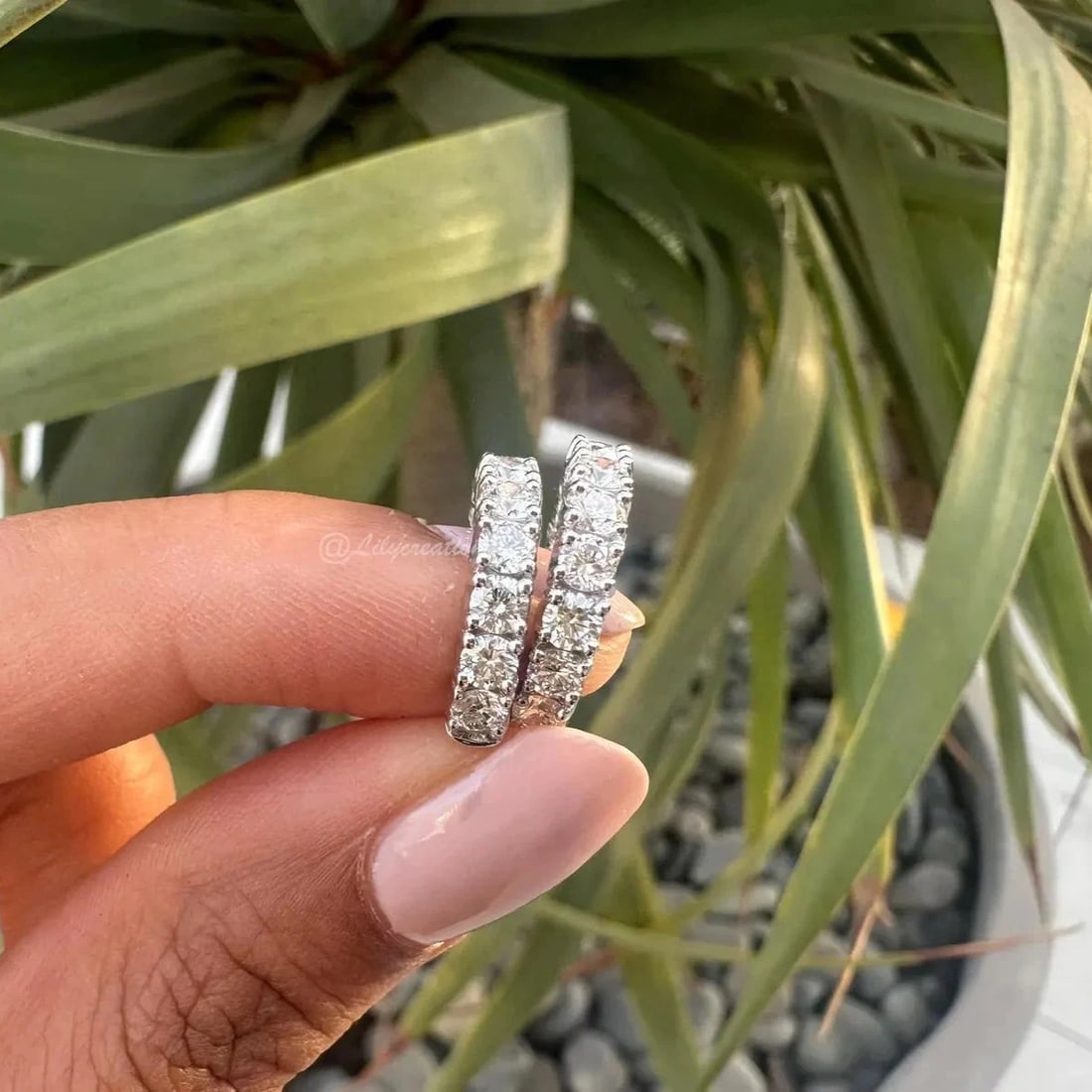 1.50 Carat Round Diamond Huggie Earring in 14k White Gold: 14k White Gold Round Diamond Huggie Earring /Total Diamond Weight : 1.50 Carat Solid 14K White Gold & Conflict-Free Lab-Grown Diamonds?Diamond Quality : E In Color & VVS-VS In Clarity/Length : 12mm Ba