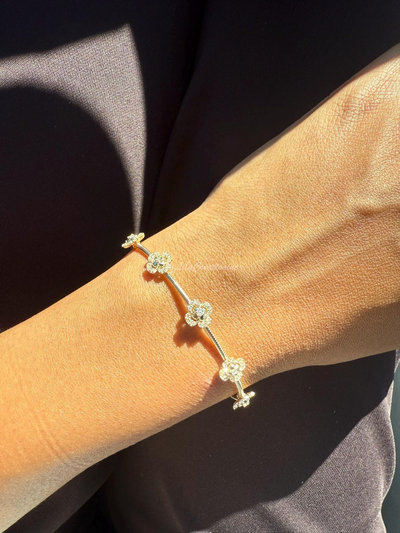 1/2 Carat Round Flexible Diamond Bangle in 14k Yellow Gold (1 of 4)