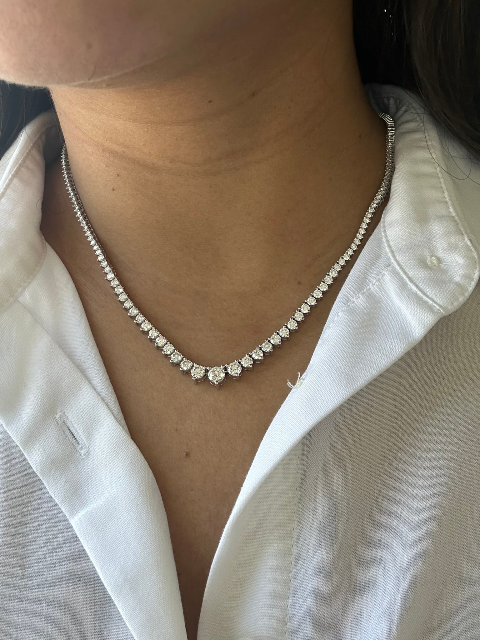 9 Carat Graduated Diamond Tennis Necklace in 14k White Gold: 14k White Gold Graduated Diamond Tennis Necklace /Length of the Necklace : 16.5 InchesTotal Diamond Weight : 9 Carat in a 16.5 Inch Necklace/Solid 14k White Gold & Conflict - Free Lab Grown Diamond/Di