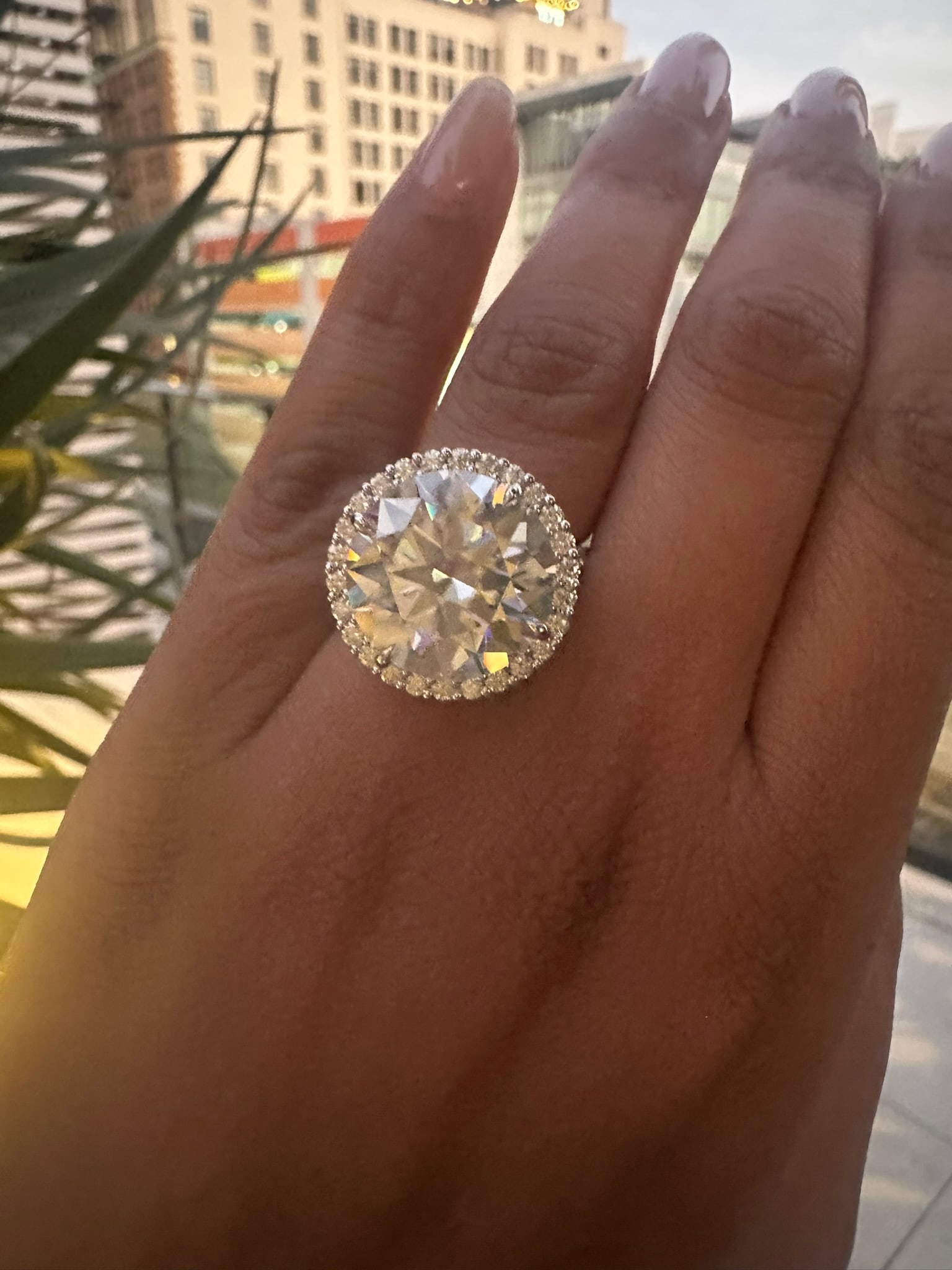 5 Carat Round Diamond Engagement Ring With Halo in 14k White Gold (1 of 11)