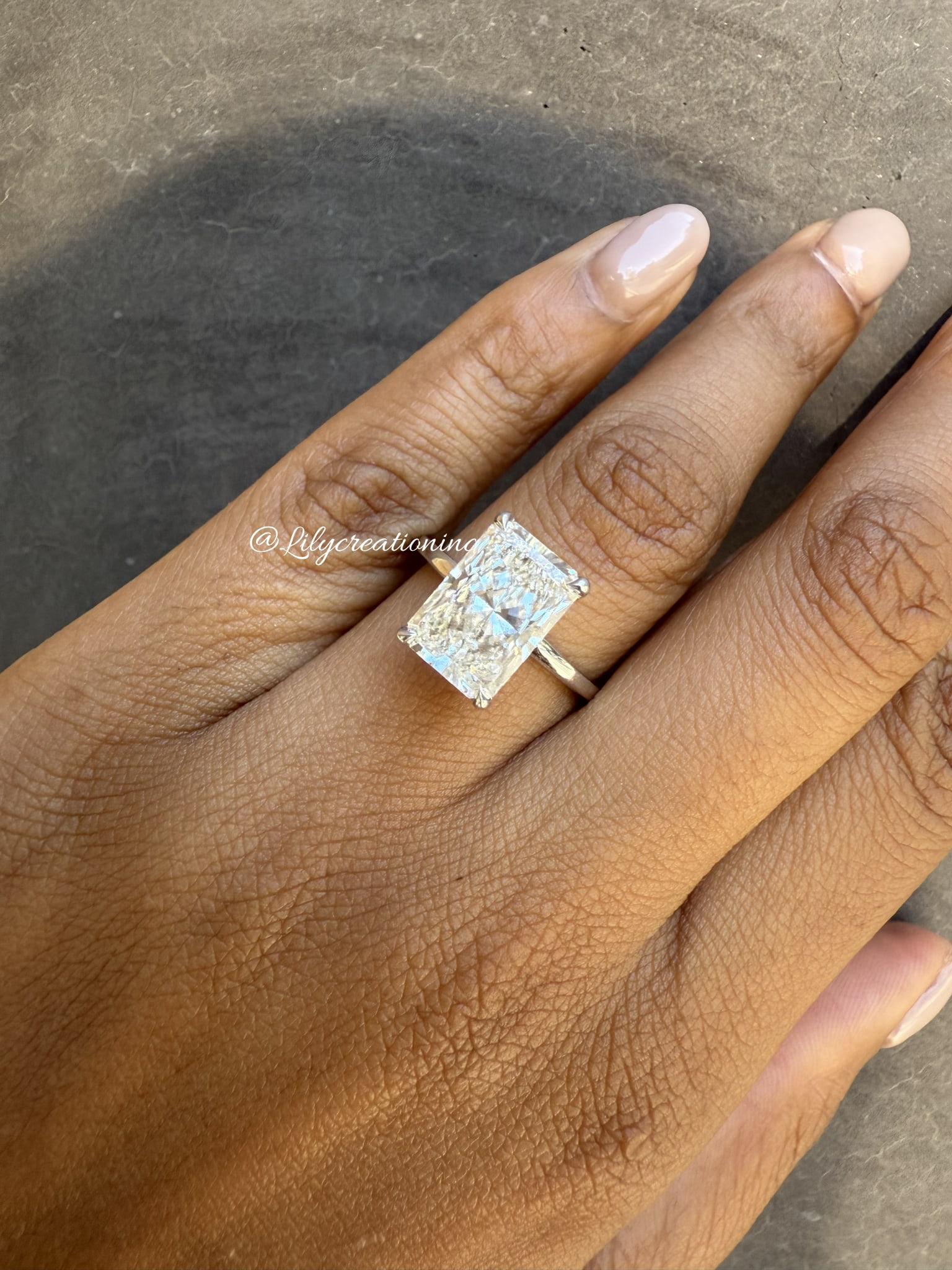 4 Carat Radiant with Hidden halo , Diamond Engagement Ring in 14k White Gold: 14k White Gold Radiant with hidden halo Diamond Engagemant Ring /Total Diamond Weight: 4 Carat Solid 14k White Gold & Conflict - Free Lab Grown Diamond/Diamond Quality : E in Color & VVS-VS in Clarity