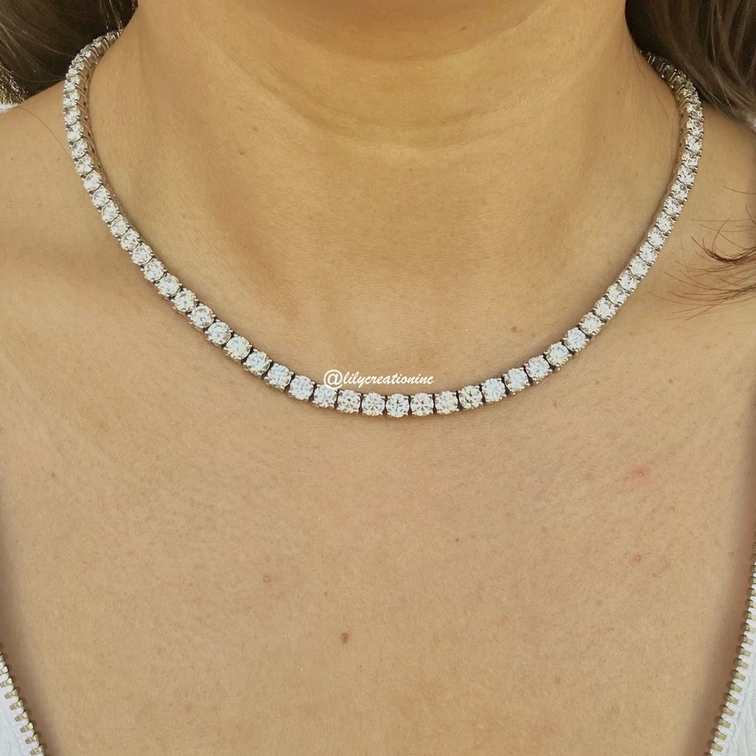 Women's 30 Carat Round Diamond Tennis Necklace in 14k White Gold: 14k White Gold Round Diamond Tennis Necklace /Length of the Necklace : 18 InchesTotal Diamond Weight : 30 Carat in a 18 Inch Necklace/Solid 14k White Gold & Conflict - Free Lab Grown Diamond/Diamond Q