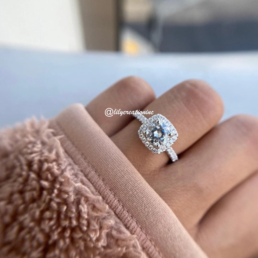 3 Carat Cushion Halo Diamond Engagement Ring in 14k White Gold: 14k White Gold Cushion Halo Diamond Engagemant Ring /Total Diamond Weight: 3 Carat / Center Stone : 2 Carat / Side Stone : 1/4 Carat Solid 14k White Gold & Conflict - Free Lab Grown Diamond/Diamond Qu