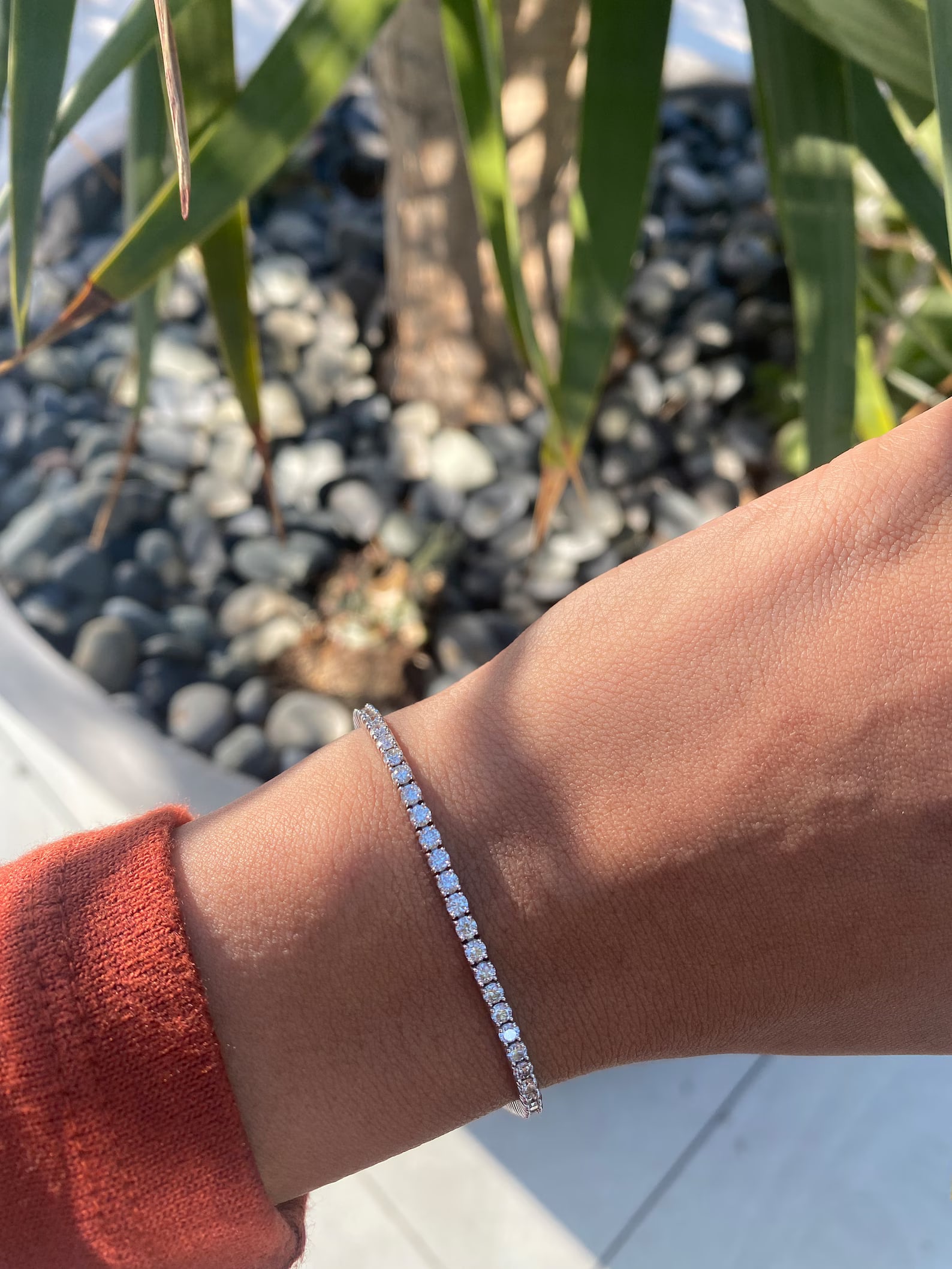 5.5 Carat Round Ladies Simple Diamond Tennis Bracelet in 14k White Gold: 14k White Gold Round Ladies Simple Diamond Tennis Bracelet/Length of the Bracelet: 7 Inches/Total Diamond Weight: 5.5 Carat in a 7 inch Bracelet/Solid 14K White Gold and Conflict free Lab grown Diamon