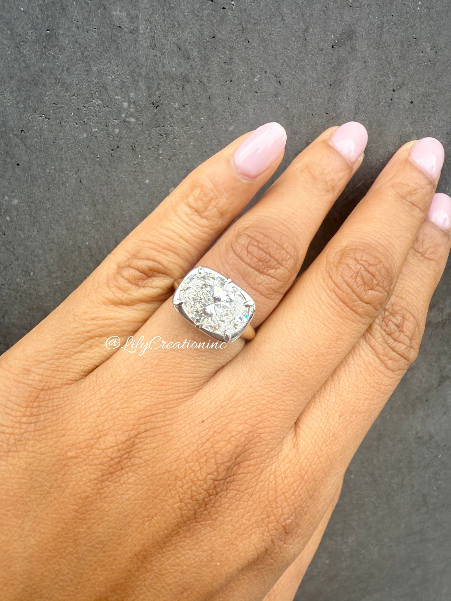4 Carat Oval Cut Two Tone East to West Diamond Engagement Ring in 14k Yellow Gold: 14k Yellow Gold Oval Cut Two Tone Diamond Engagement Ring /Total Diamond Weight: 4 Carat Solid 14k Yellow Gold & Conflict - Free Lab Grown Diamond/Diamond Quality : E in Color & VVS-VS in Clarity/Cert