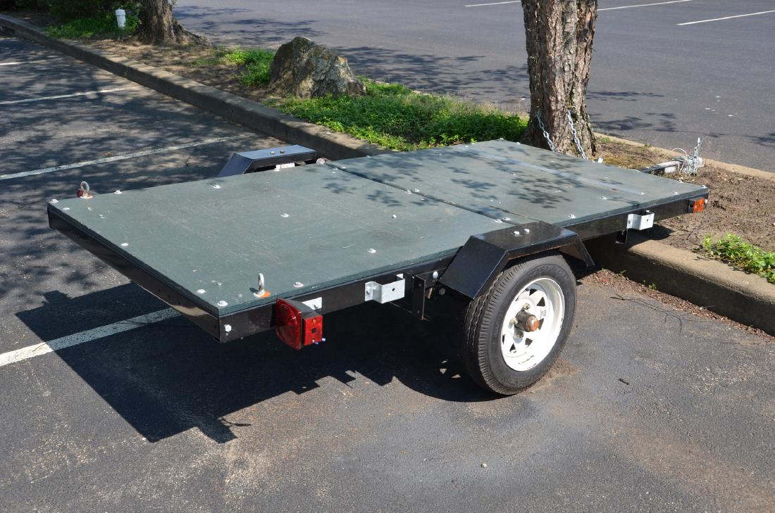 Ironton 4’ x 8’ Folding Trailer Kit, fully assembled (1 of 8)