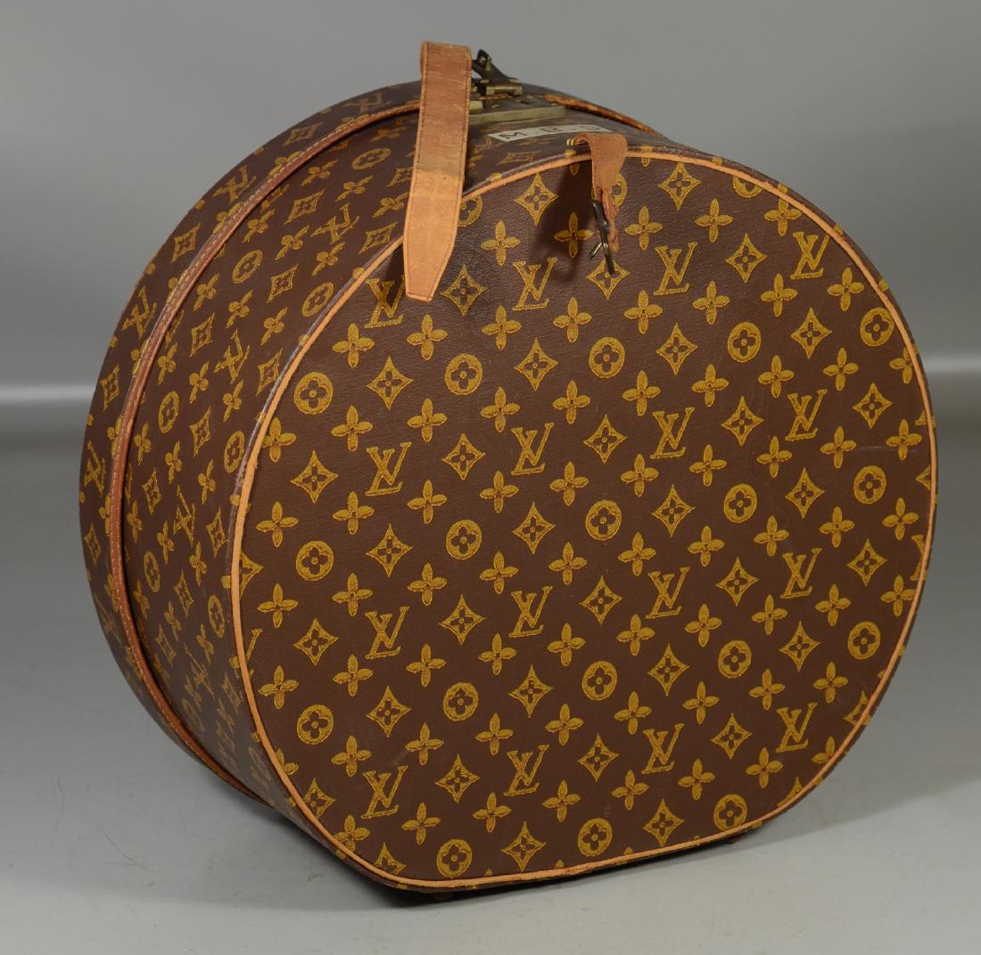 Louis Vuitton hard hat box (1 of 4)