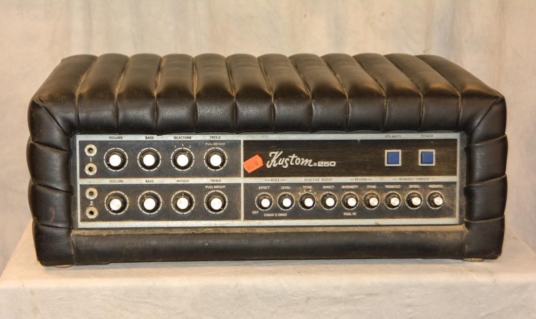 Kustom 250 Model K250-4 amplifier, sn 94923 (1 of 2)