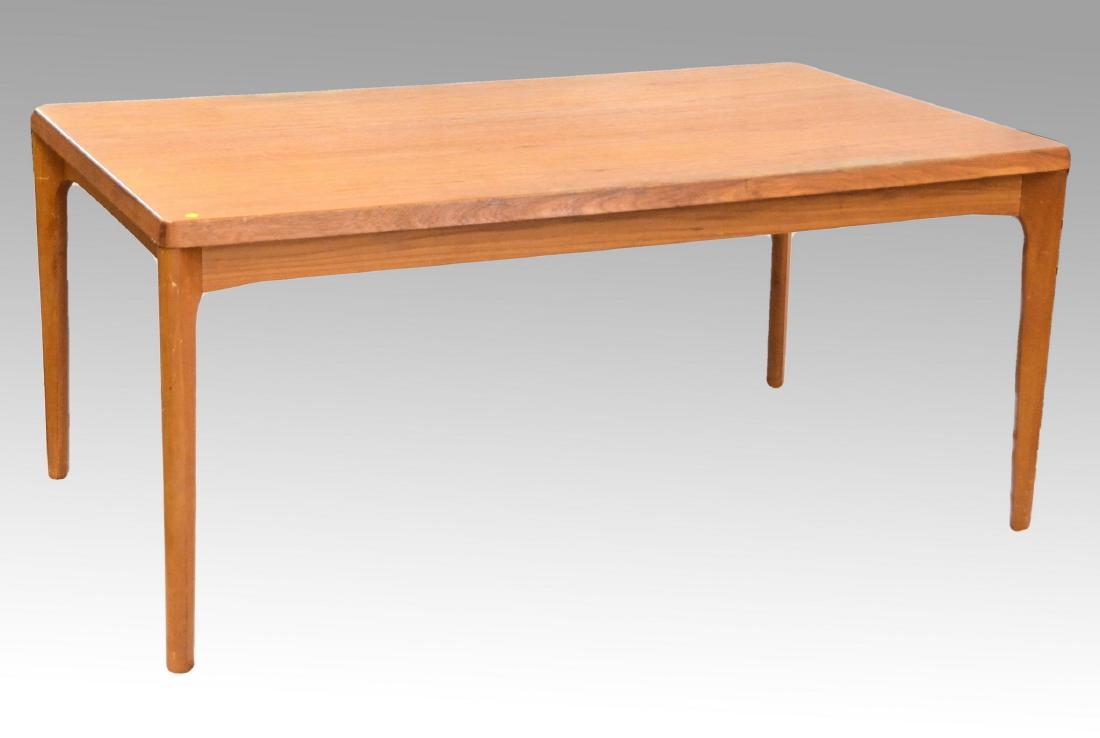 Teak dining table by Vejle, Stole Mobelfabrik (1 of 5)