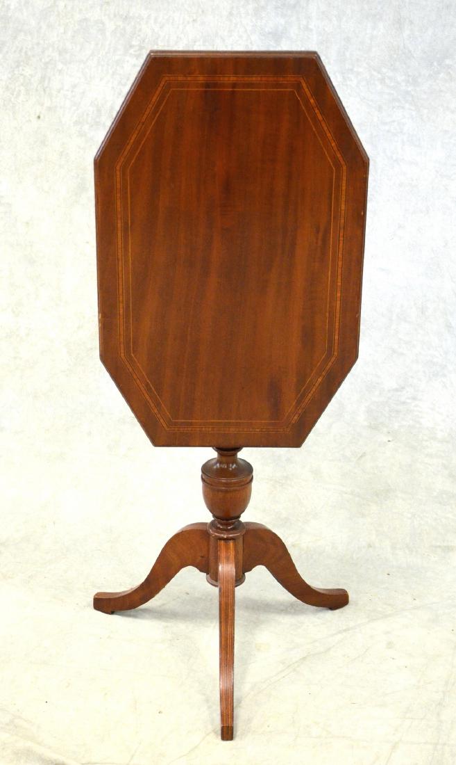 Mahogany Federal Style Tilt Top Candlestand (1 of 3)