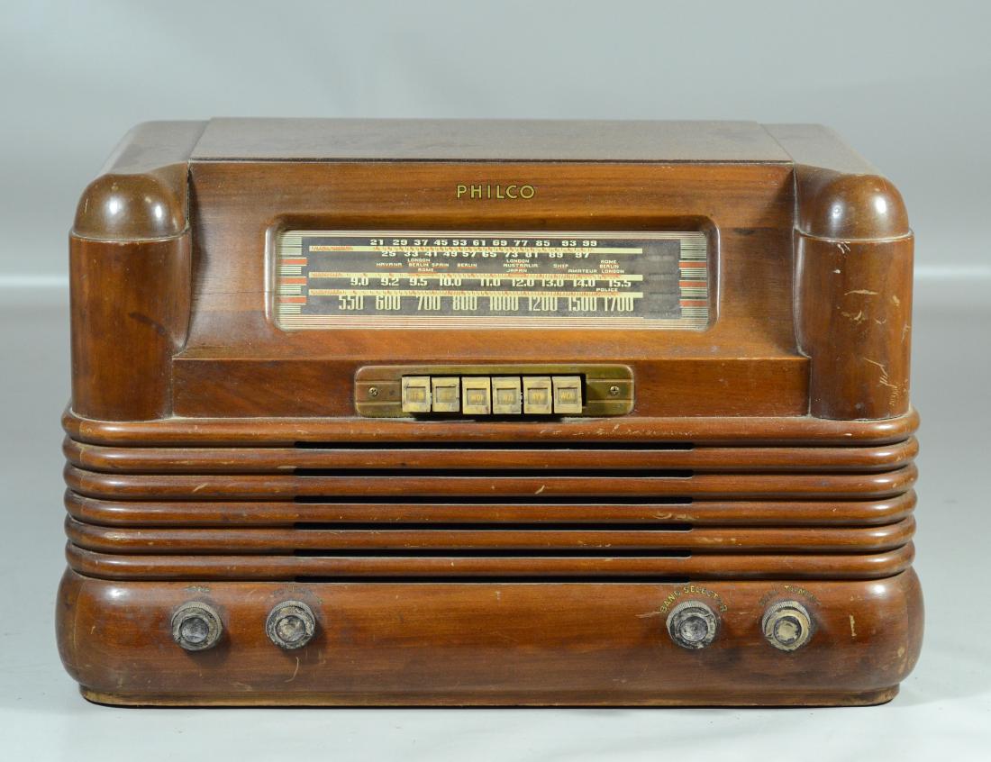 Philco Model 42-350 Code 121 tube radio, 11-1/2" h x (1 of 3)