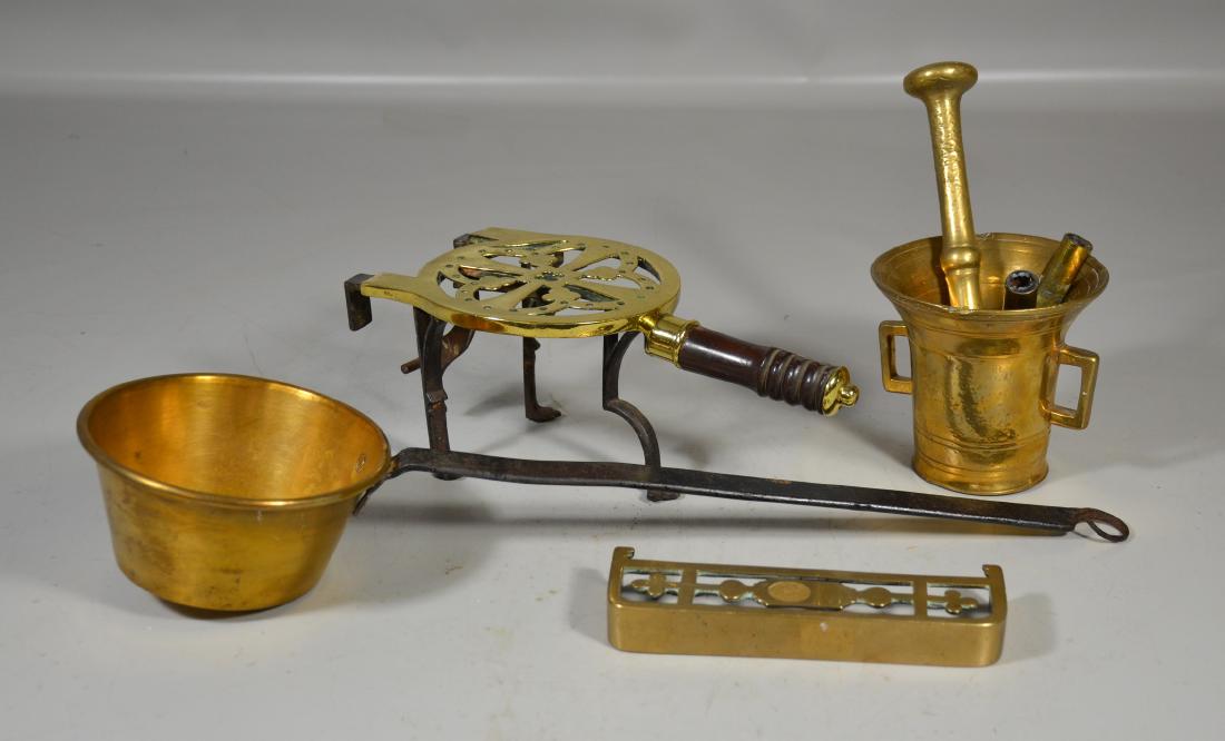 4 Brass pieecs, including English late 18th C trivet, (1 of 2)