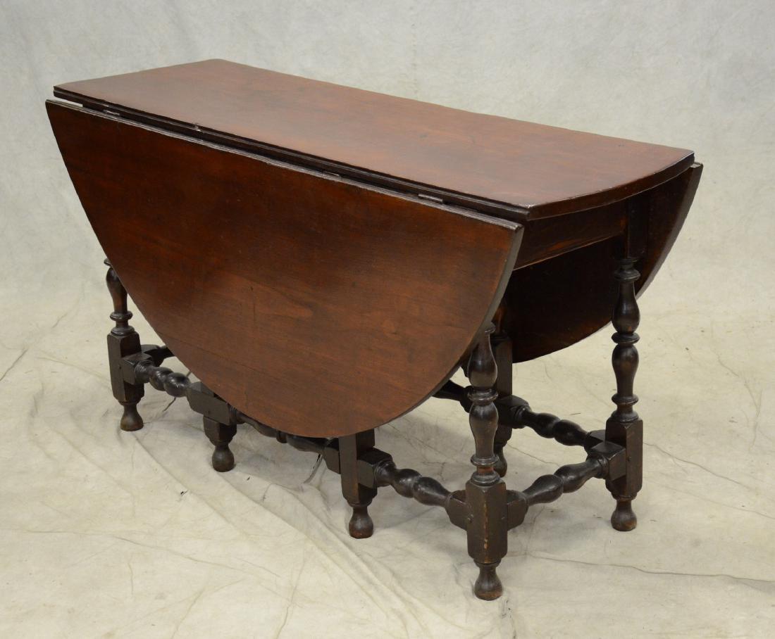 William & Mary drop leaf gateleg table, early 18th c: William & Mary drop leaf gateleg table, early 18th c, drawer in one end, 28" h x 54" w x 18" d, 21" leaves, good condition, wear consistent with age 28" h x 54" w x 18" d, 21" leaves, good condition,