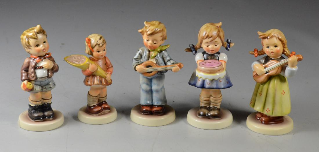 (5) Goebel Hummel Club Figurines, TMK-7 in original (1 of 3)