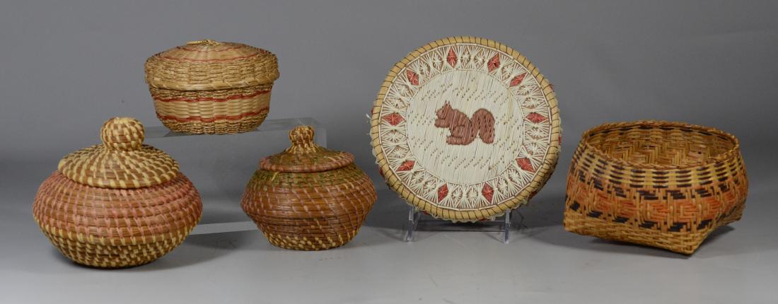(5) Baskets to include a Penobscot style porcupine (1 of 1)