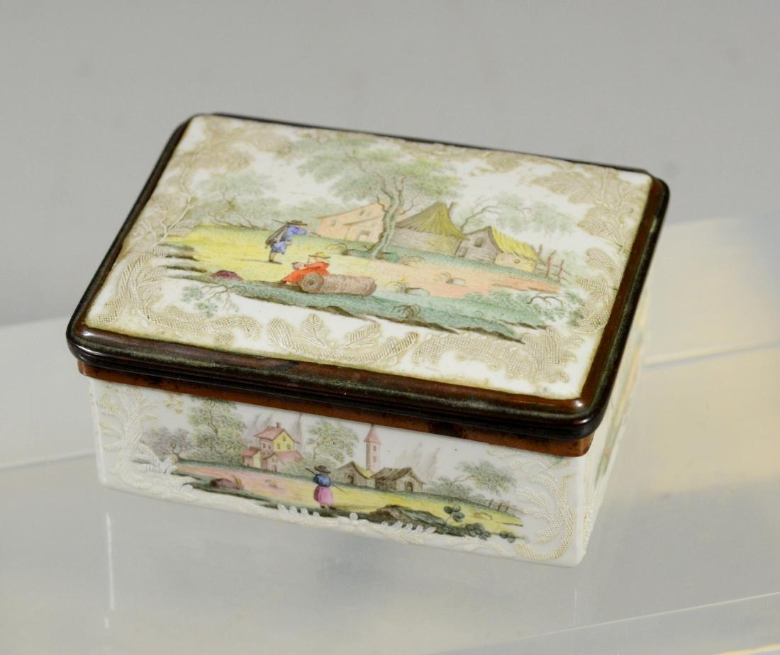 Battersea Bilston English enamel table snuff box (1 of 4)