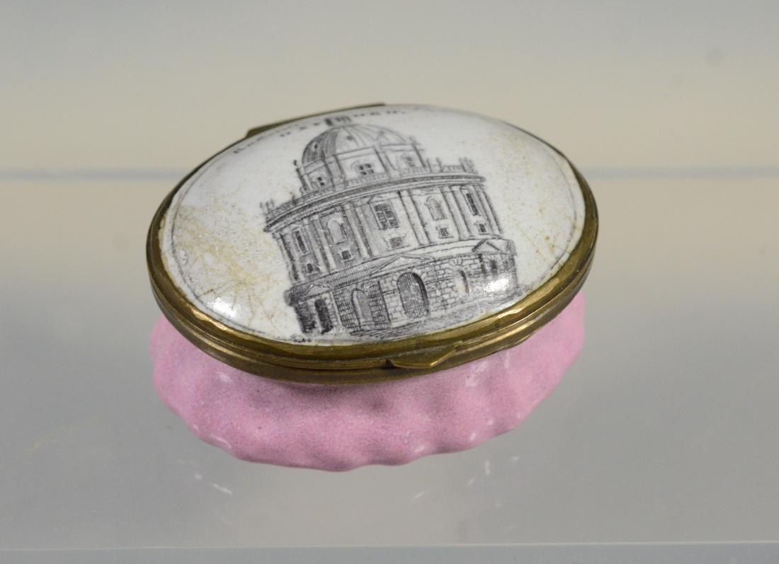 Battersea Bilston English enamel patch box (1 of 3)