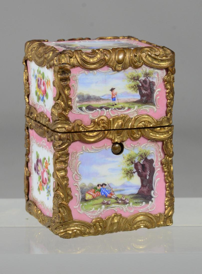 Battersea Bilston English enamel perfume casket (1 of 9)