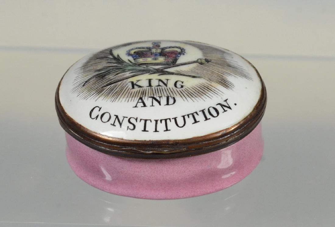 Battersea Bilston English enamel oval patch box (1 of 4)