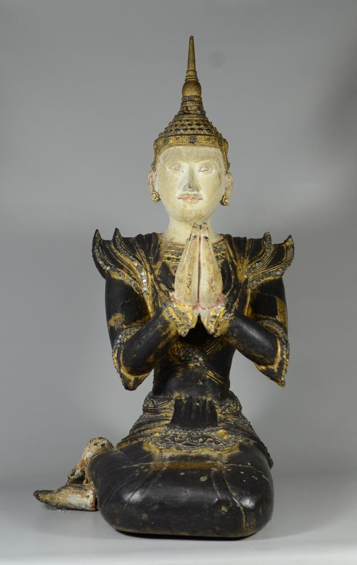 Antique Chinese polychrome carved figure of Buddha (1 of 20)