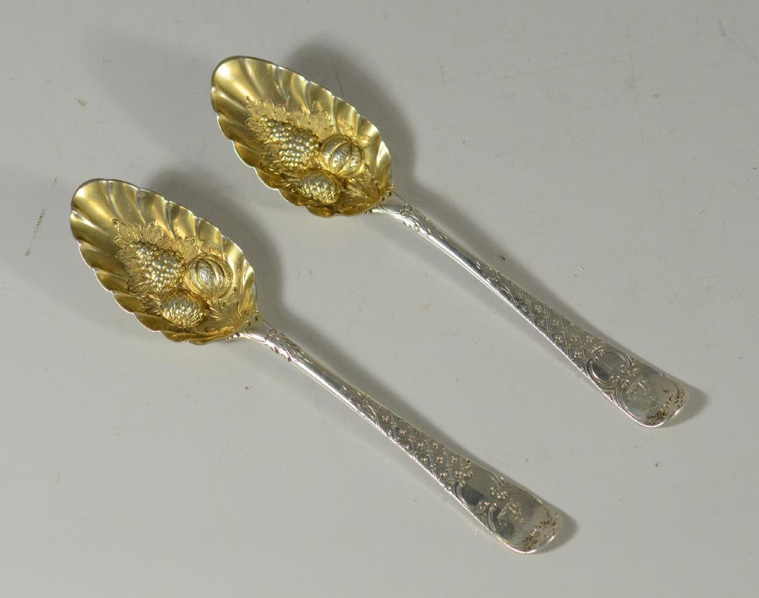 Pr English sterling engraved repousse berry spoons (1 of 3)