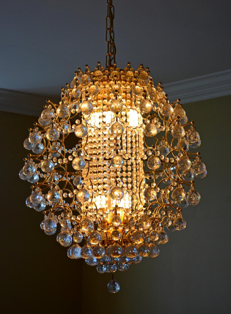 Dinino French style chandelier, brass with prisms (1 of 1)