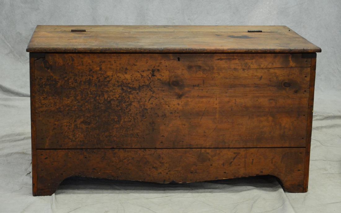 Primitive pine blanket chest (1 of 1)
