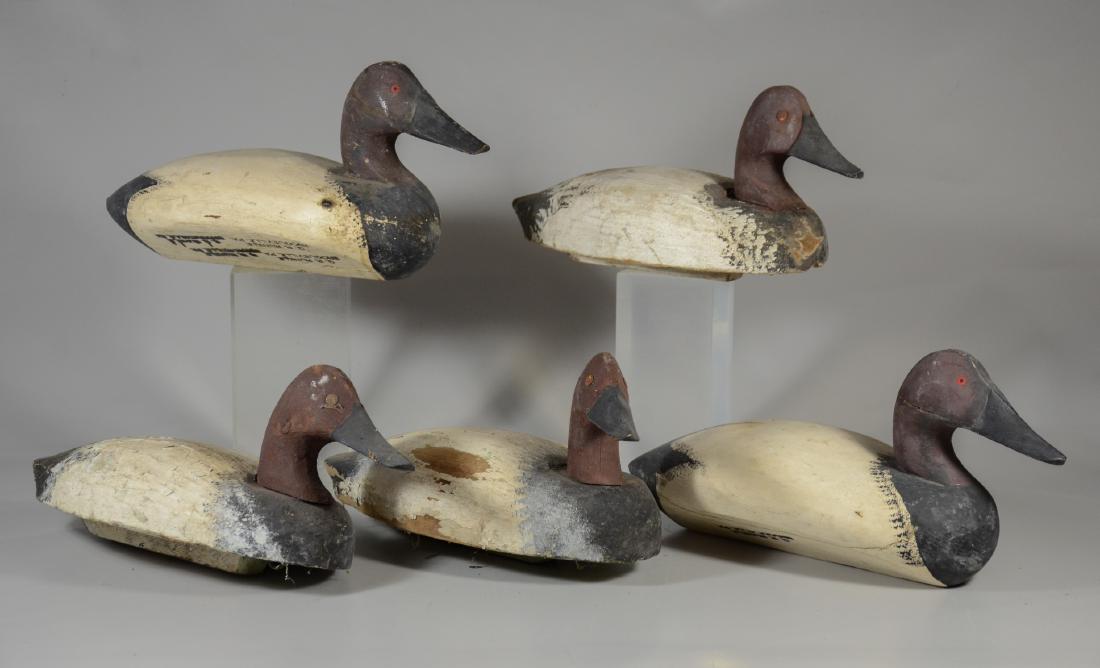 (5) JW Runkle, Laurel, Pennsylvania Decoys: (5) JW Runkle, Laurel, Pennsylvania Decoys, selection of decoys, marked JW Runkle, Laurel Pennsylvania, RD1, wear to paint