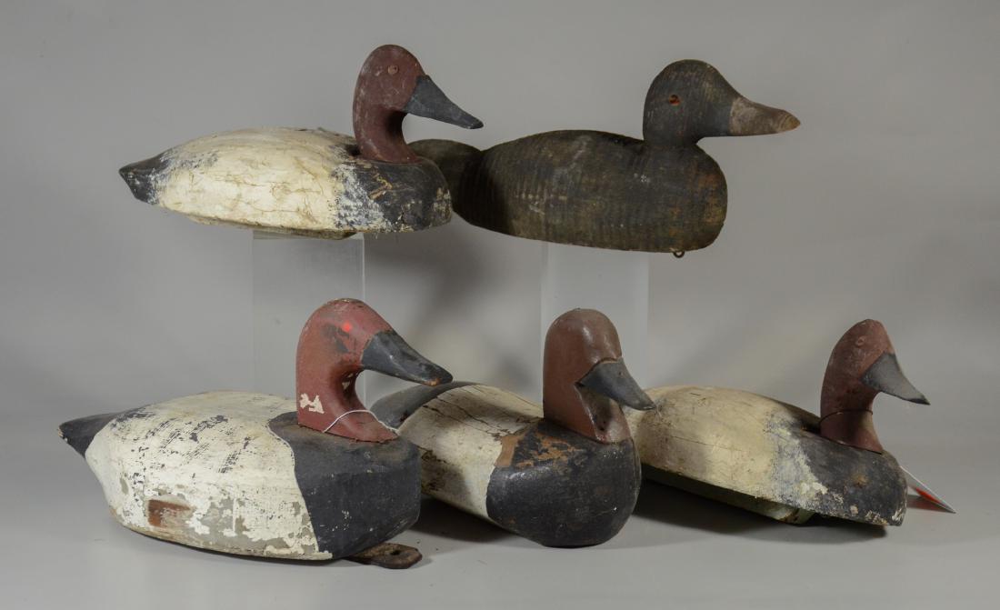 (5) JW Runkle, Laurel, Pennsylvania Decoys: (5) JW Runkle, Laurel, Pennsylvania Decoys, selection of decoys, marked JW Runkle, Laurel Pennsylvania, RD1, wear to paint