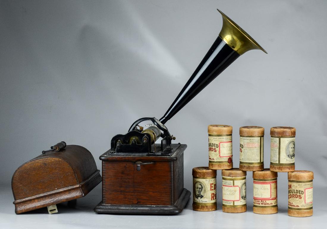 Edison oak Standard cylinder record player (1 of 7)