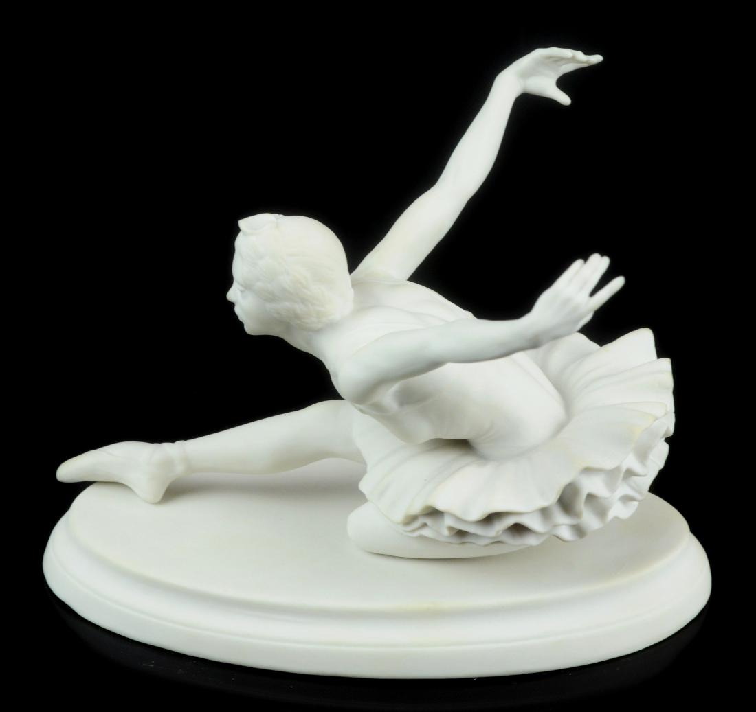 Boehm porcelain blanc de chine Swan Lake dancer: Boehm porcelain blanc de chine Swan Lake dancer figurine, "The Edward Marshall Boehm Studios present Classic Moments from Classical Ballet sponsored by The American Ballet Theatre", limited issue: 750
