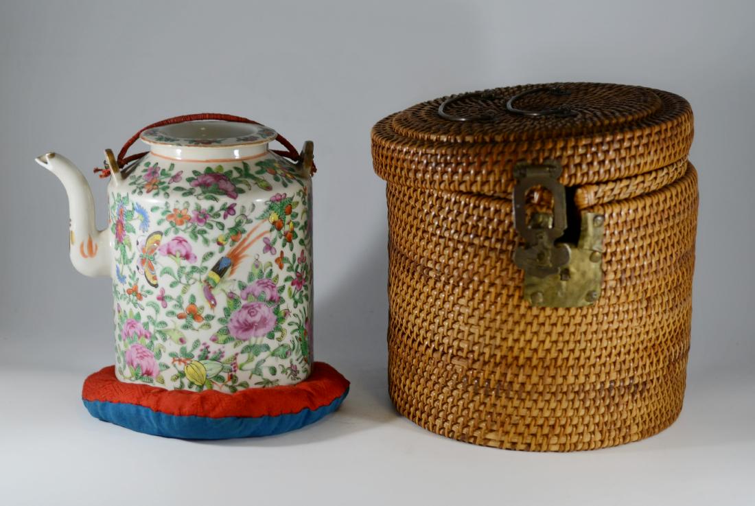 Chinese Famille Rose teapot, original wicker basket (1 of 3)